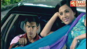 Armaan Tries to Woo Riddhima