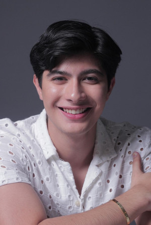 Anjay Anson