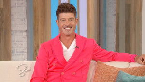 Robin Thicke, Derek Hough, Yelista Jean-Charlestells