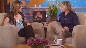 Kelly Clarkson, Bonnie Hunt