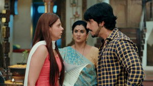 Raavi Divorces Shiva