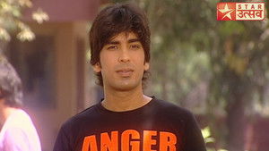 Samrat Lies to the Gang