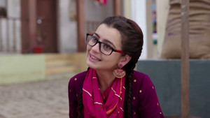 Moushmi Steals Baa’s Valuables