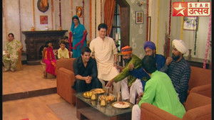 Rahul Flirts With Riddhima