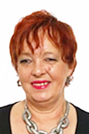Stephanie English