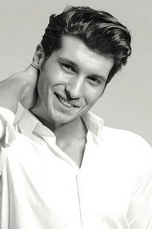 Batuhan Büyükacaroğlu