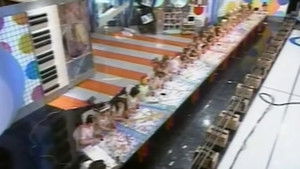 Hello! Project 2002 Shuffle Units: Happy 7 - Shiawase Beam! Suki Suki Beam! / Sexy 8 - Shiawase Desu ka? / Odoru 11 - Shiawase Kyouryuu Ondo