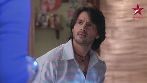 Mantu Praises Jasmine