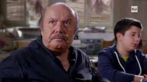 Lorenzo on the grill / Alarm raised