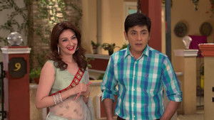 Vibhuti Arranges Snowfall In Kanpur