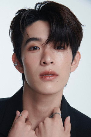 Bright Thanapon Apisuttimaitree