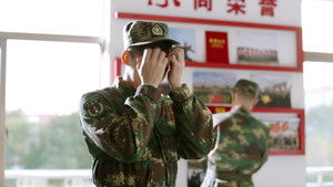 Landslide Injures Lang Yongcheng