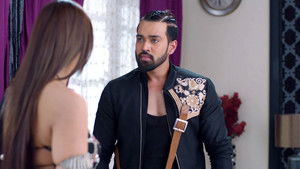 Shekhar Saves Divya
