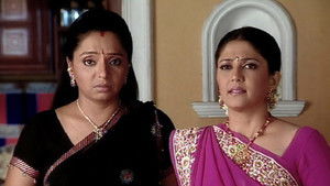 Arvind Scolds Leela, Praveena