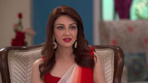 Vibhuti Clicks Manmohan's Picture With Gulfam Kali