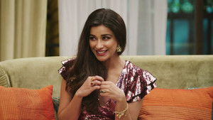 Mithu Flirts With Sanam