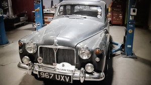 Rover P4