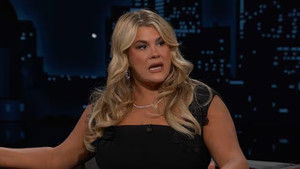 Eric Bana, Heather McMahan, Queens of the Stone Age